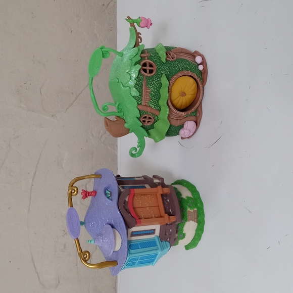 Disney Toys Set Of 2 Disney Animator Collection Mini House Playsets